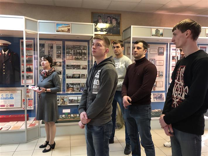 Ветераны вневедомственной охраны организовали экскурсию для курсантов и стажёров Росгвардии