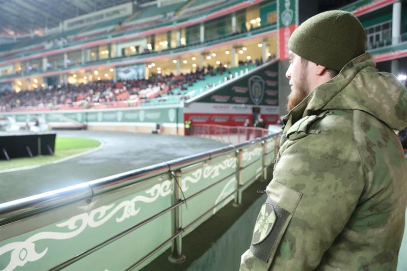 Чеченские росгвардейцы обеспечили правопорядок во время проведения футбольного матча Российской Премьер-Лиги
