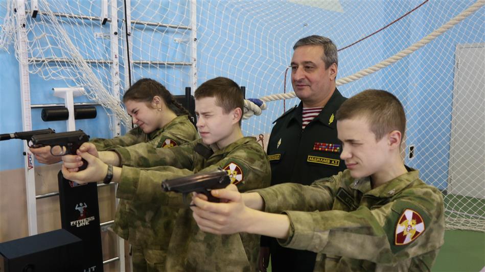 В столице Приволжья состоялся первый слёт кадетских классов Росгвардии Нижегородского гарнизона (фото, видео)