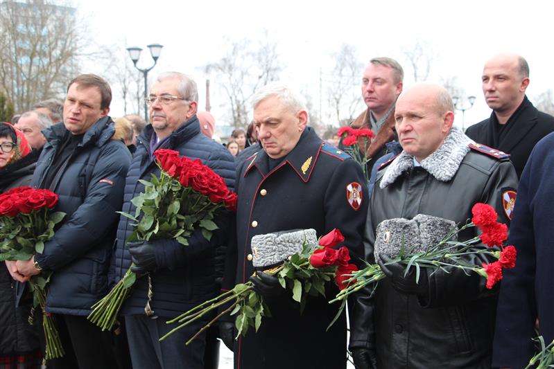 В Сергиевом Посаде почтили память погибших бойцов ОМОН  