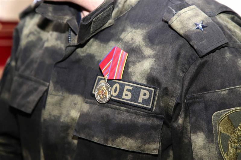 Отличившиеся сотрудники СОБР «Кречет» награждены в честь 27-летия отряда