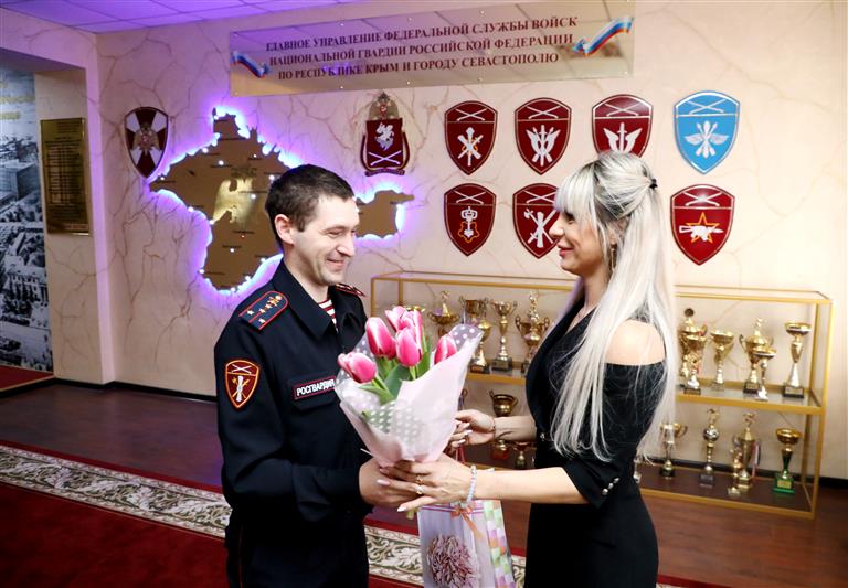 В Южном округе Росгвардии состоялись мероприятия, посвященные Международному женскому дню (фото)