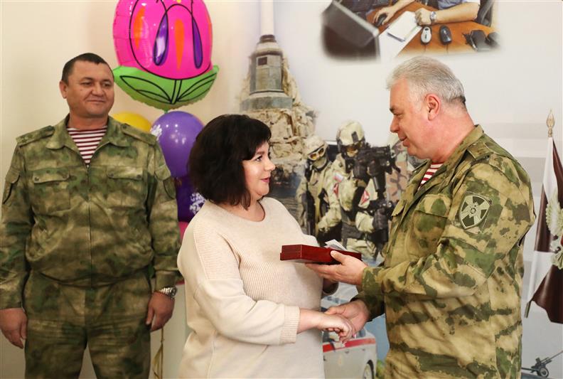 В Южном округе Росгвардии состоялись мероприятия, посвященные Международному женскому дню (фото)