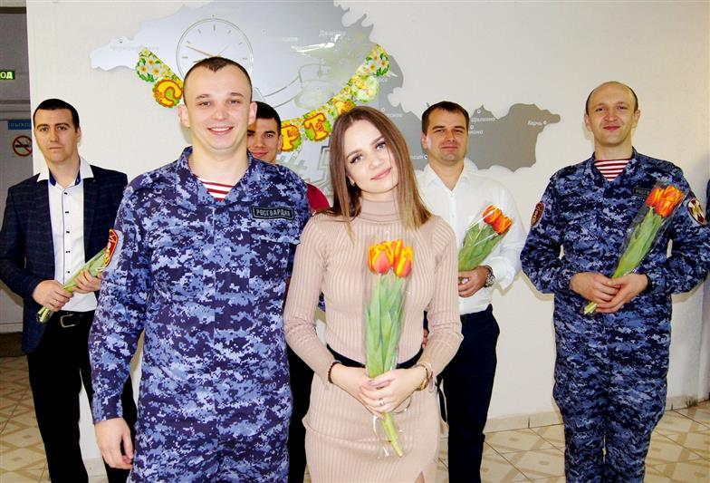 В Южном округе Росгвардии состоялись мероприятия, посвященные Международному женскому дню (фото)