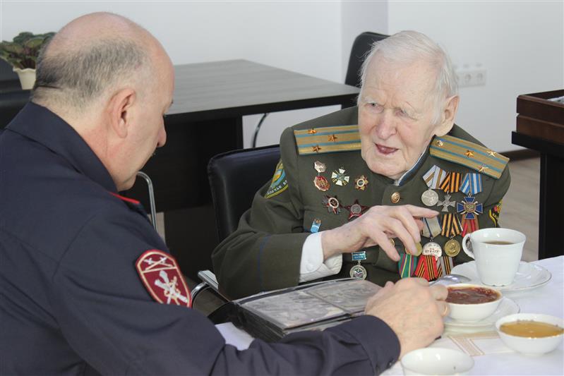 Управление Росгвардии по Челябинской области посетил 104-летний ветеран Великой Отечественной войны