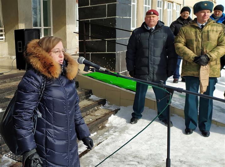 В Алтайском крае состоялось открытие мемориальной доски офицеру войск правопорядка, погибшему при исполнении воинского долга