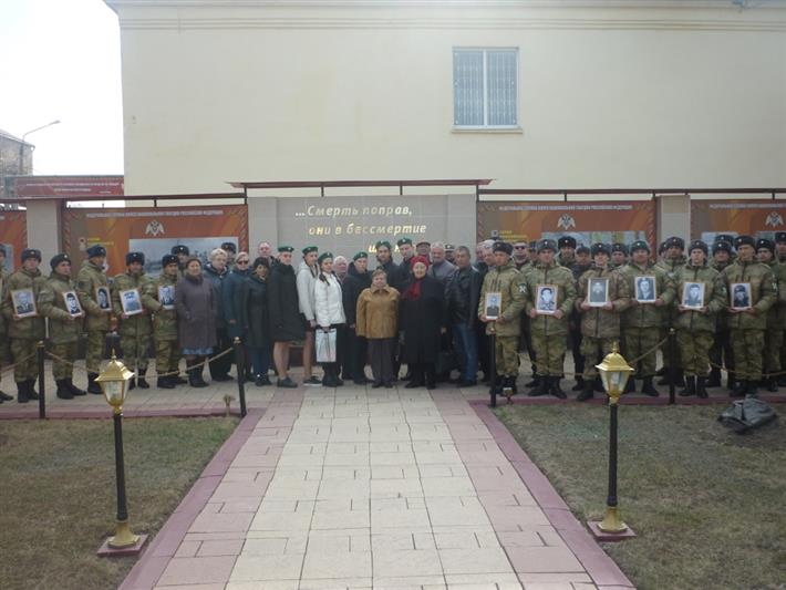 Военнослужащие астраханского батальона Росгвардии почтили память павших боевых товарищей