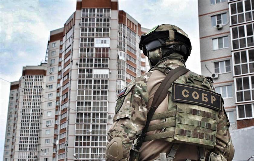 В Воронеже офицер Росгвардии оказал помощь потерявшемуся ребенку
