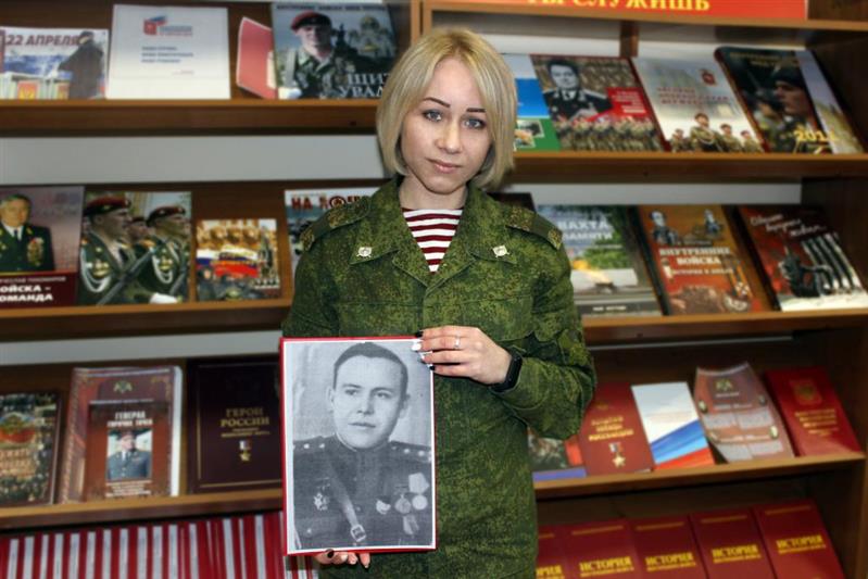 Военнослужащие  калиновского соединения Уральского округа Росгвардии участвуют во всероссийской ведомственной акции «Автограф Победы»