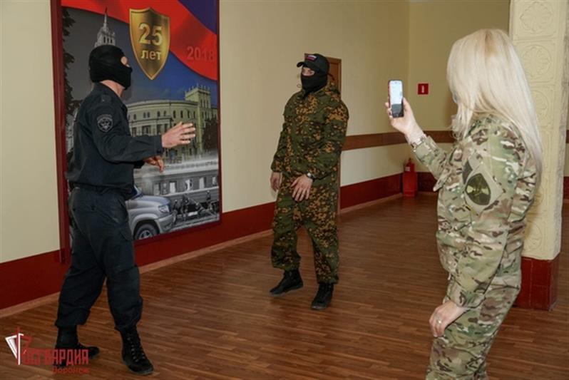 Сотрудники Росгвардии провели онлайн-урок для воспитанников кадетского корпуса в Воронеже
