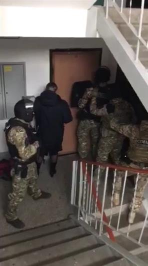 Челябинский ОМОН оказал содействие в задержании подозреваемых в разбойном нападении и грабеже салонов электронной техники