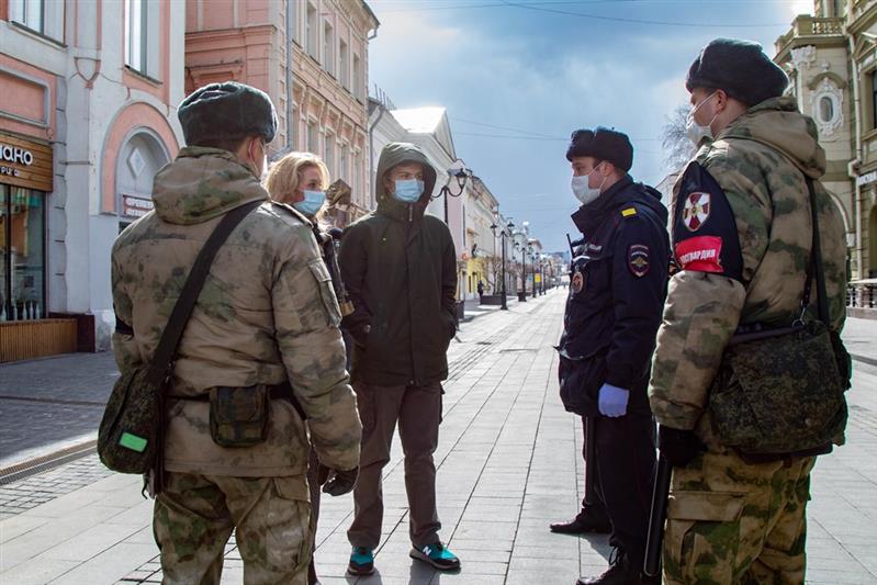В Нижегородской области военнослужащие и сотрудники Росгвардии обеспечивают правопорядок в период самоизоляции