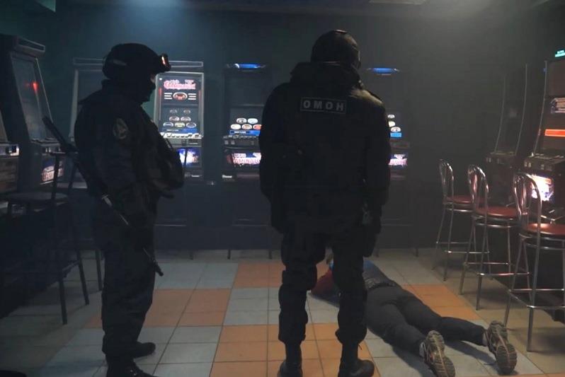 При участии ОМОН  в Улан-Удэ пресечена деятельность семи нелегальных игорных клубов
