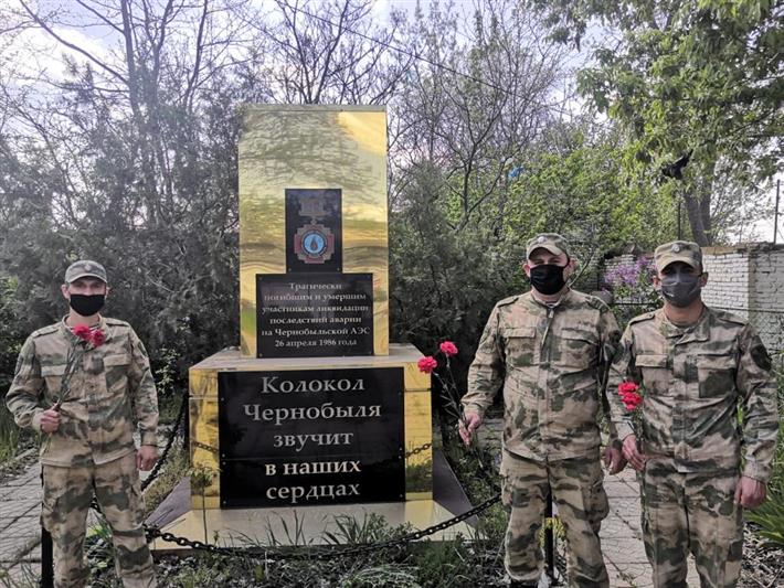 Росгвардейцы Дагестана почтили память жертв Чернобыльской катастрофы