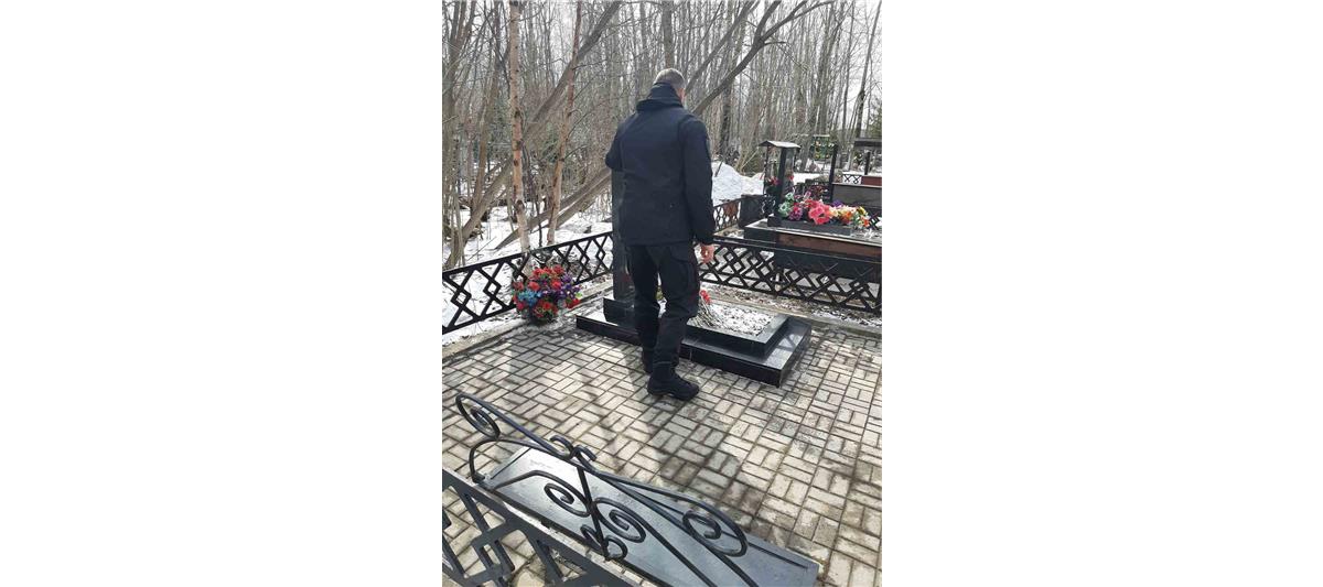 В Архангельской области почтили память сотрудника ОМОН, погибшего при исполнении служебного долга