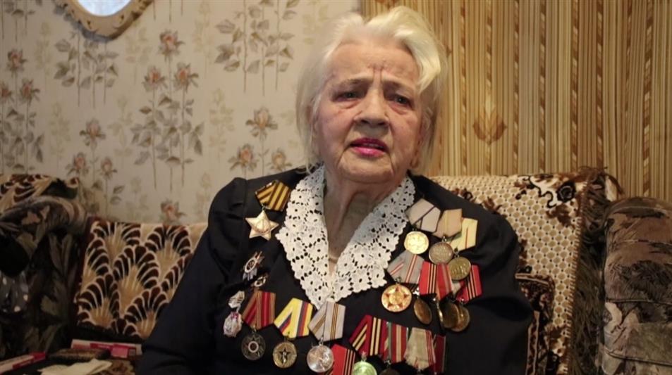В Кабардино-Балкарии ветеран Великой Отечественной войны приняла участие в акции Росгвардии 