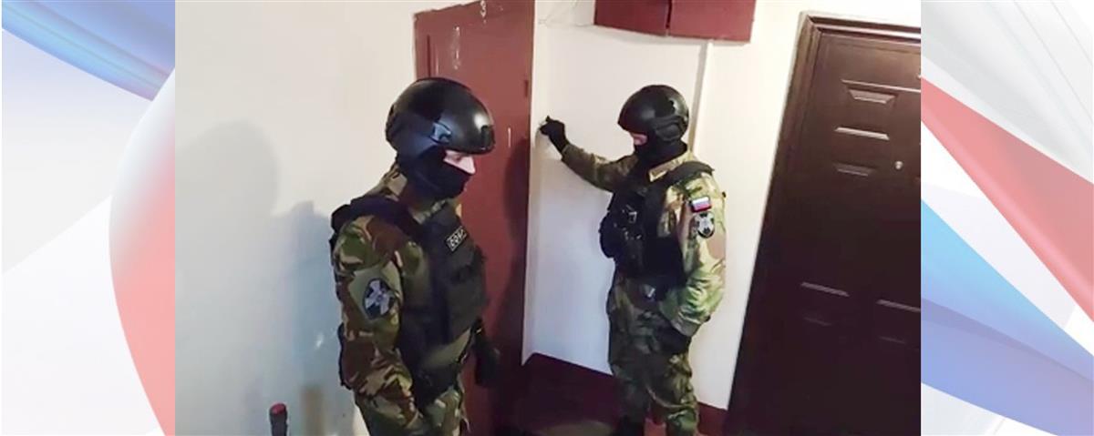 При содействии петербургского СОБР пресечена деятельность преступной группы, совершавшей мошенничества в отношении пенсионеров