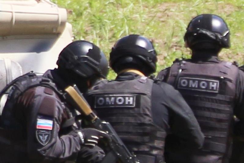 В Ростовской области сотрудники таганрогского ОМОН и пограничники задержали браконьеров, причинившие полуторамиллионный ущерб экосистеме региона