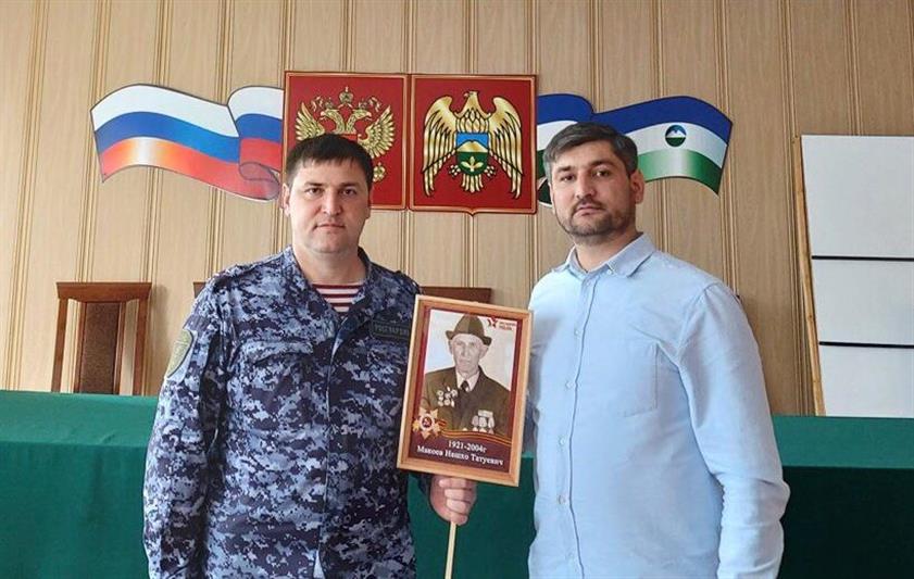 В Кабардино-Балкарии продолжается акция Росгвардии «Автограф Победы»