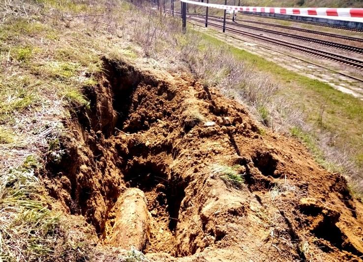 Взрывотехники севастопольского ОМОН обследовали боеприпас времен Великой Отечественной войны