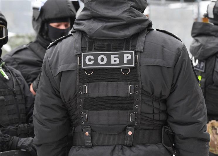 При участии кабардино-балкарского СОБР задержан местный житель, который хранил при себе наркотики  