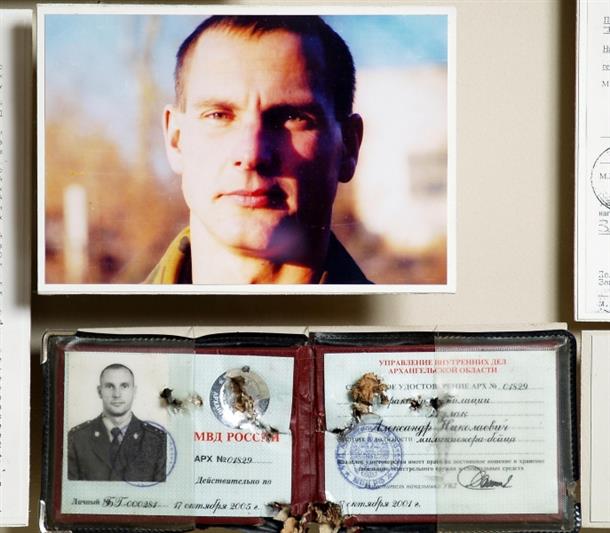 В Архангельской области почтили память сотрудника ОМОН, погибшего при исполнении служебного долга