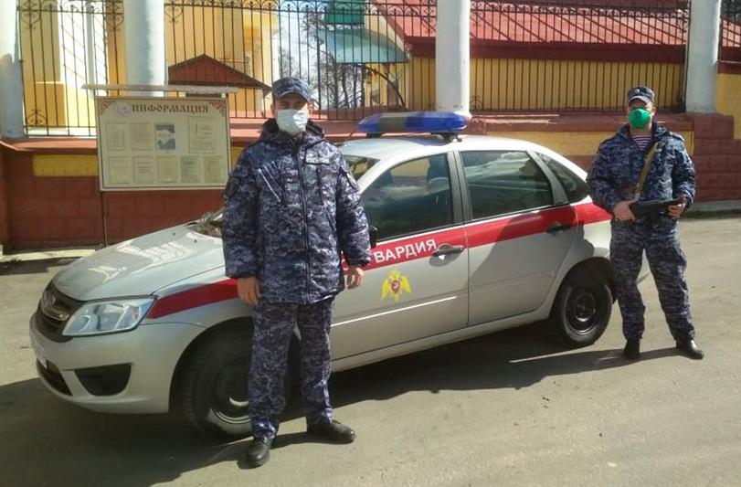 Подмосковные росгвардейцы локализовали  открытый очаг возгорания на АЗС  