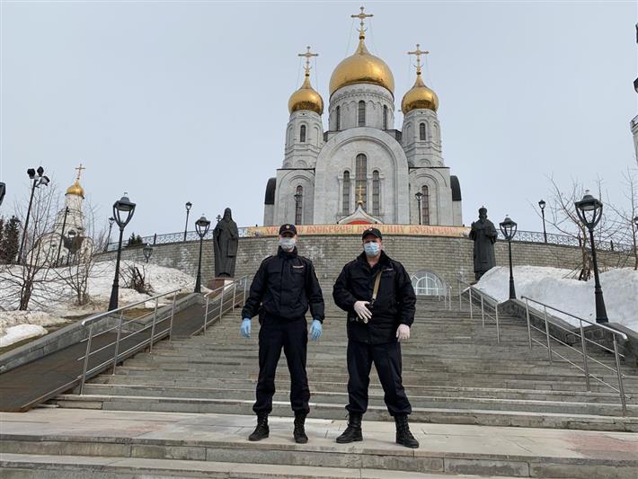 В пасхальные выходные Росгвардия обеспечивает правопорядок на Урале
