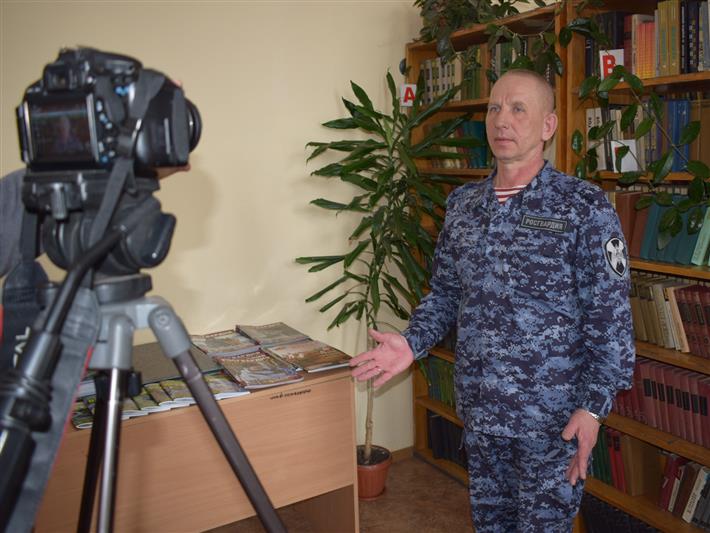 Иркутские росгвардейцы приняли участие в патриотическом флешмобе, посвященном 75-й годовщине Победы