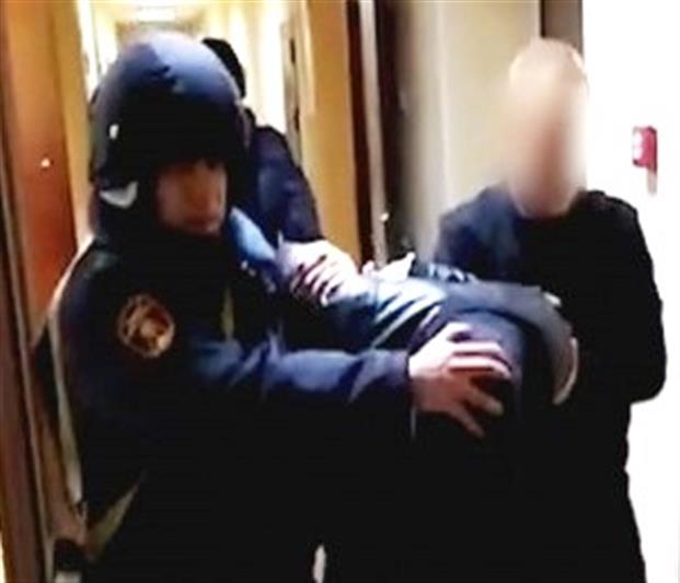 При содействии Росгвардии в Камышине задержаны подозреваемые в вымогательстве и грабеже