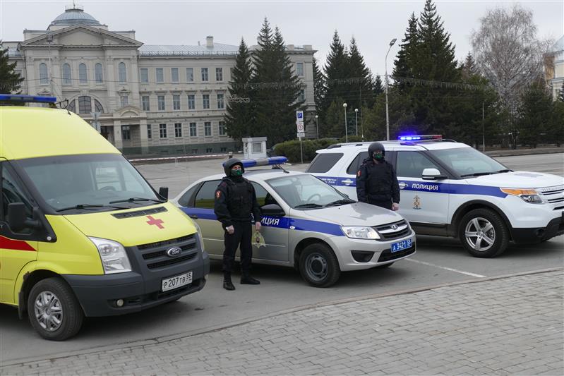 В Омске росгвардейцы задержали агрессивного дебошира, препятствовавшего работе медиков