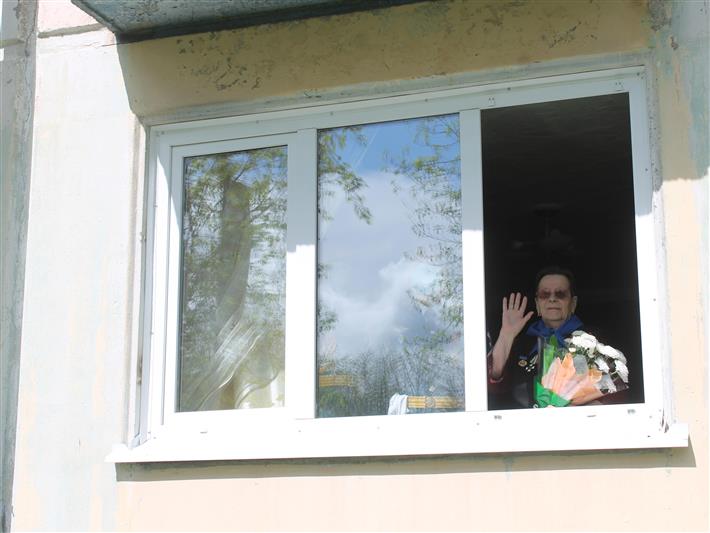 В северском соединении Росгвардии стартовала акция «Парад у дома ветерана»