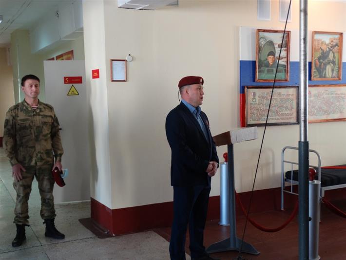 Военнослужащие Росгвардии из Железногорска почтили память Героя России Александра Галле