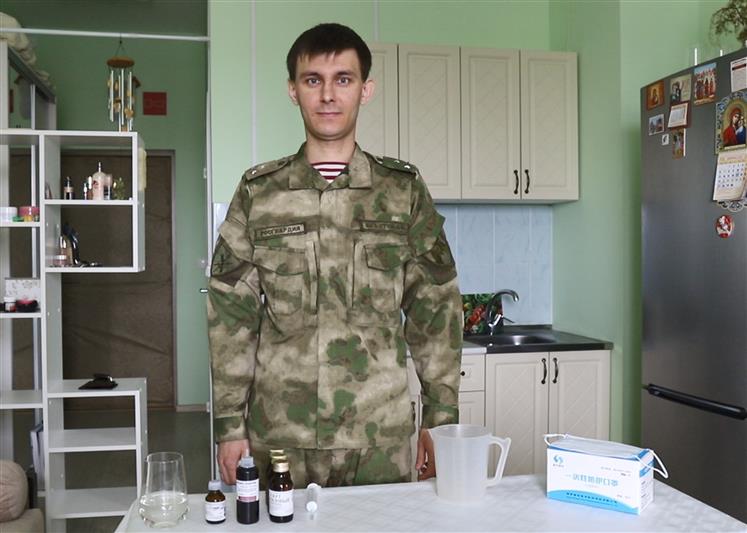 В Уральском округе  участником интернет-проекта Росгвардии #ПокаВыДома стал офицер медицинской службы из Югры