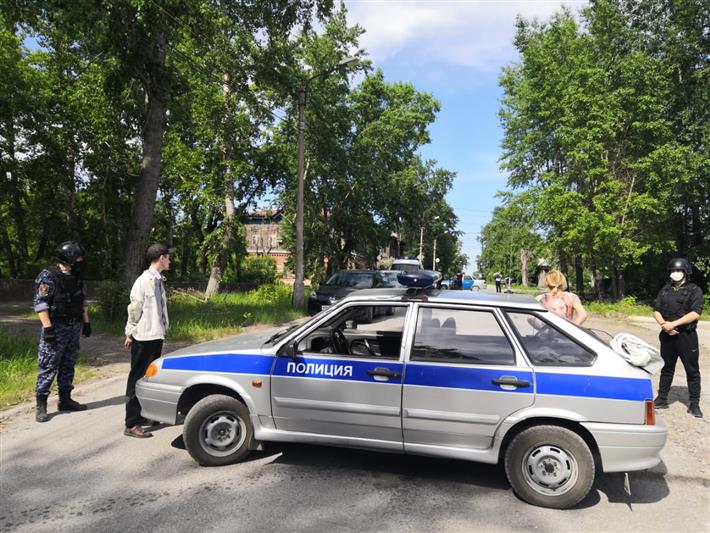 Нарядом вневедомственной охраны Росгвардии в Красноярском крае задержаны подозреваемые в незаконном хранении и сбыте боеприпасов