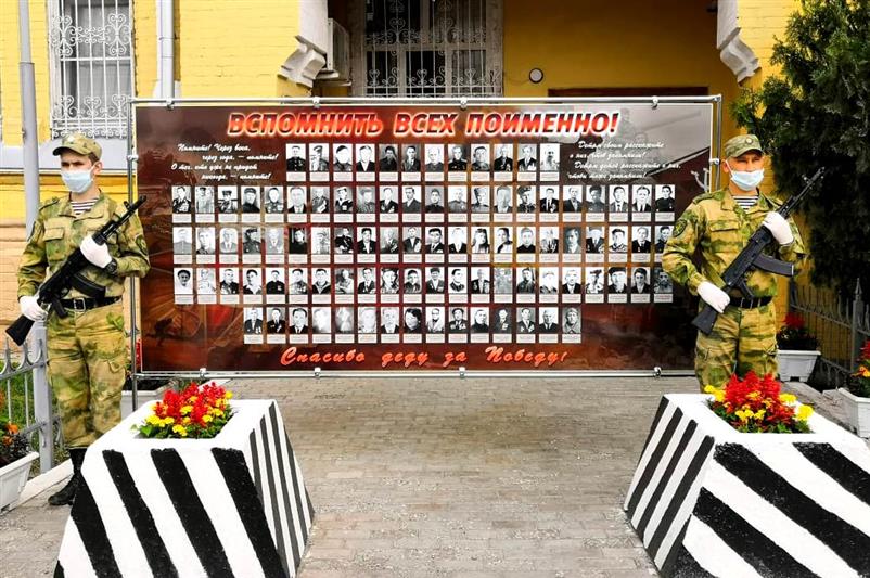 Эстафету патриотических акций продолжают астраханские росгвардейцы.