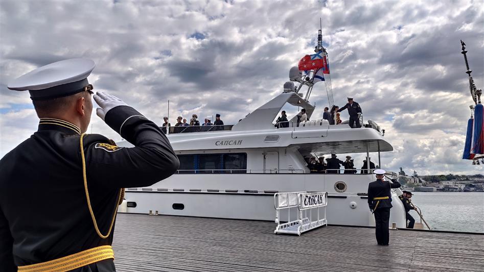 В Севастополе военнослужащие и сотрудники Росгвардии приняли участие в торжественном мероприятии, посвященном Дню Победы.