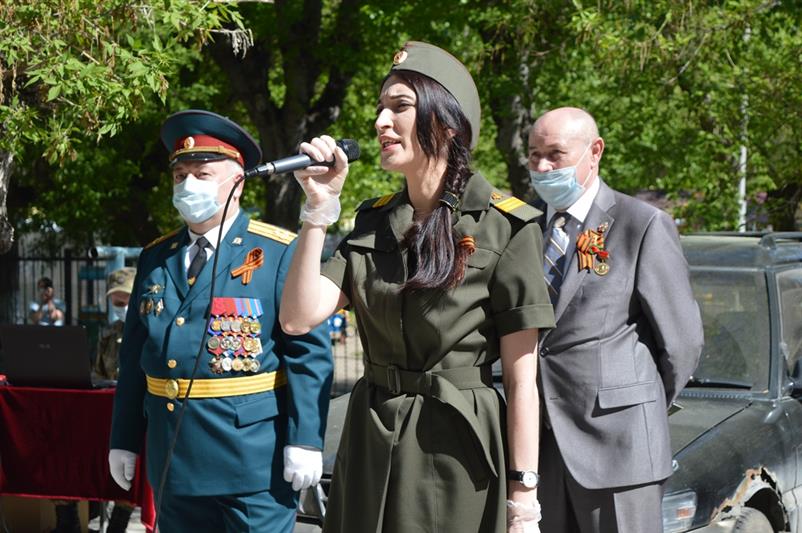 Патриотическая акция Росгвардии «Парад у дома ветеранов» проходит в Тюмени 