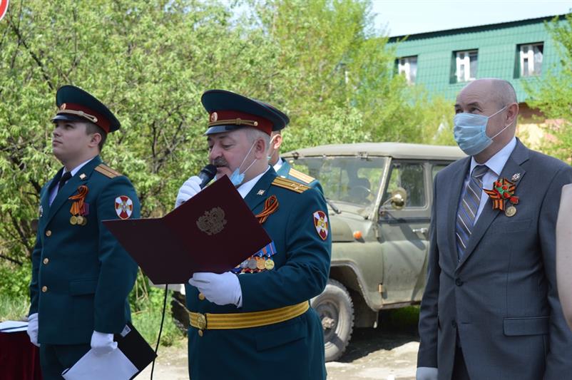 Патриотическая акция Росгвардии «Парад у дома ветеранов» проходит в Тюмени 