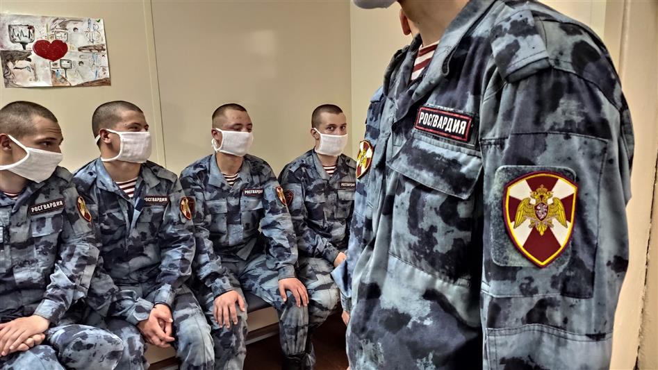 Росгвардейцы стали донорами севастопольского «Центра крови»