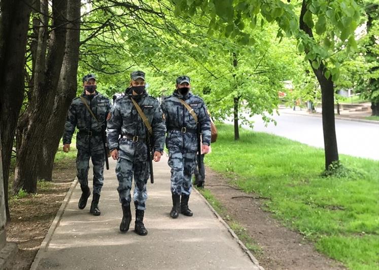 В Калининграде росгвардейцы приняли участие в межведомственном профилактическом мероприятии