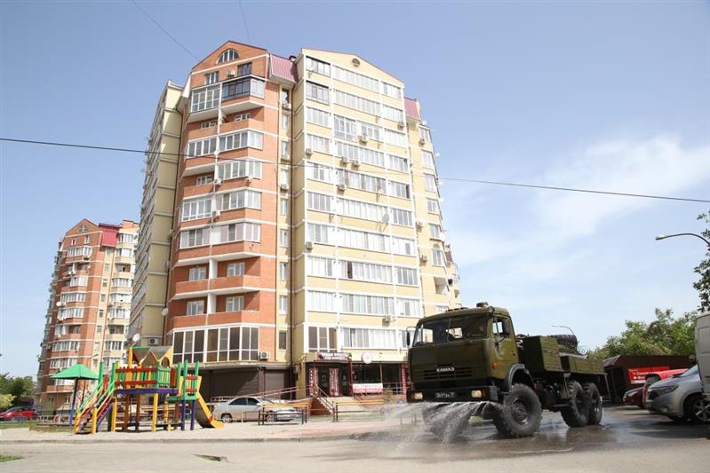 В Пятигорске военнослужащие Росгвардии провели дезинфекционные мероприятия