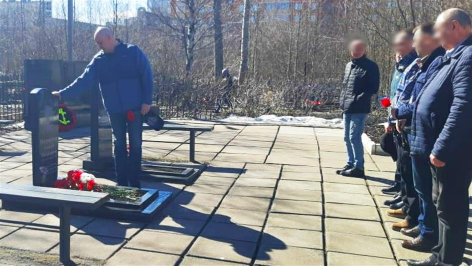 В Архангельске почтили память погибшего сотрудника ОМОН старшины милиции Алексея Митрофанова