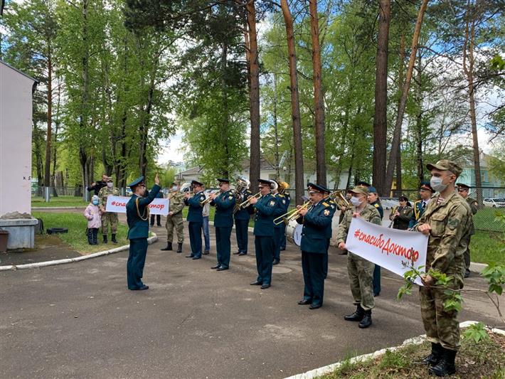 Железногорская воинская часть Росгвардии приняла участие в акции «Спасибо, доктор»