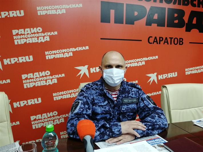 В Саратове офицер Росгвардии принял участие в пресс-конференции, посвященной профилактике детского травматизма во время каникул