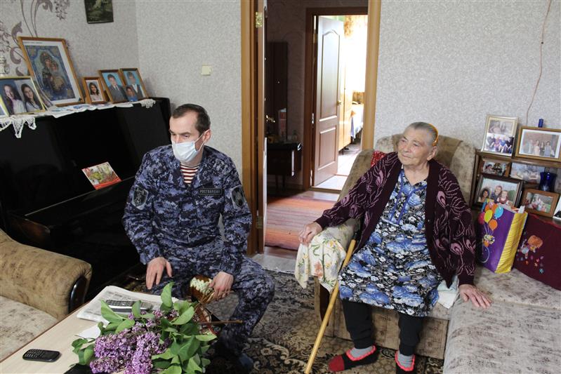 Легендарный ветеран Мария Лиманская стала героиней журнала «На боевом посту»
