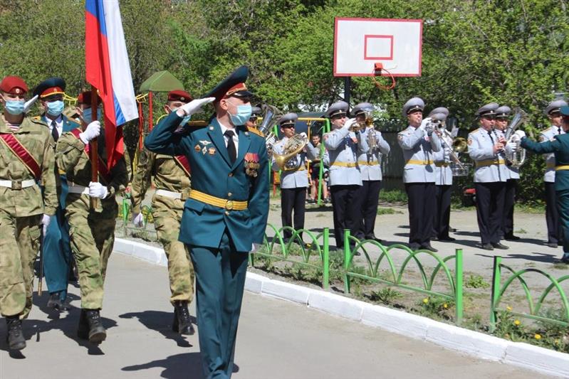 На Южном Урале Росгвардия поздравила ветеранов Великой Отечественной войны с Днем Победы