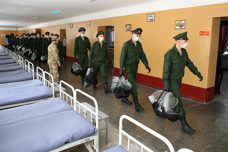 В Северо-Кавказский округ Росгвардии продолжают прибывать новобранцы(видео)