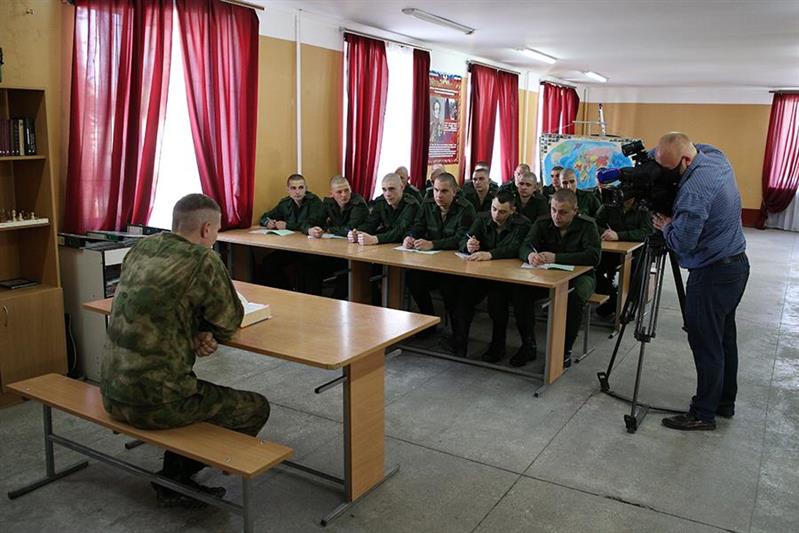 В Северо-Кавказский округ Росгвардии продолжают прибывать новобранцы(видео)