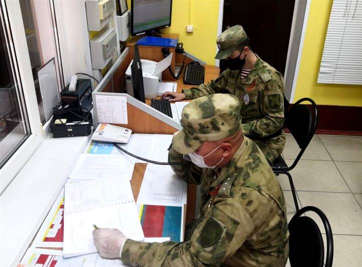 Калмыцкие росгвардейцы присоединились к всероссийской акции «Георгиевская ленточка»